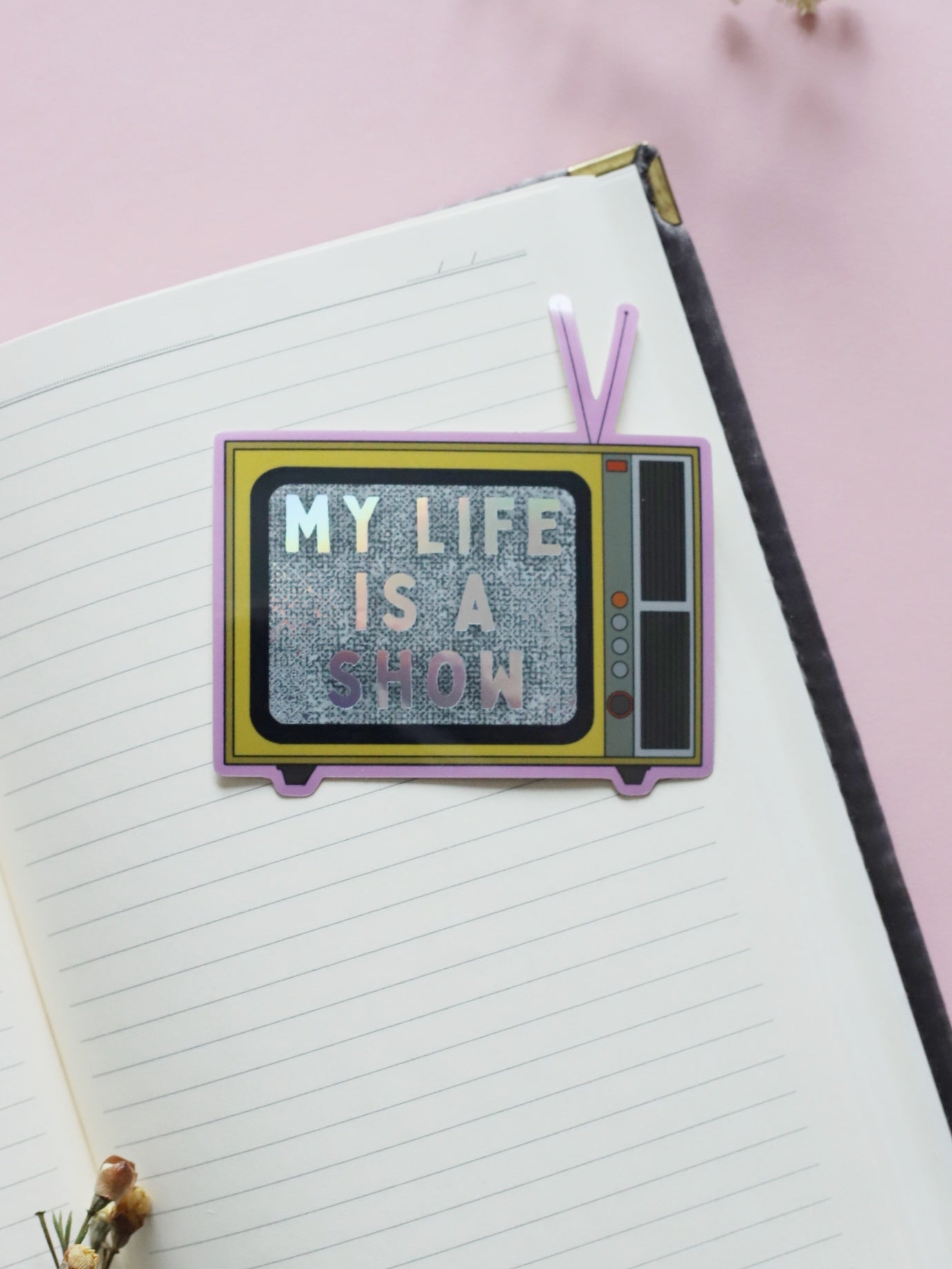 My life is a show-tarra