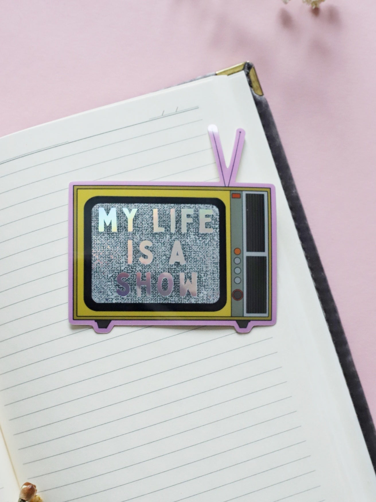 My life is a show-tarra